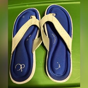 OP Memory foam flip flops size 9/10